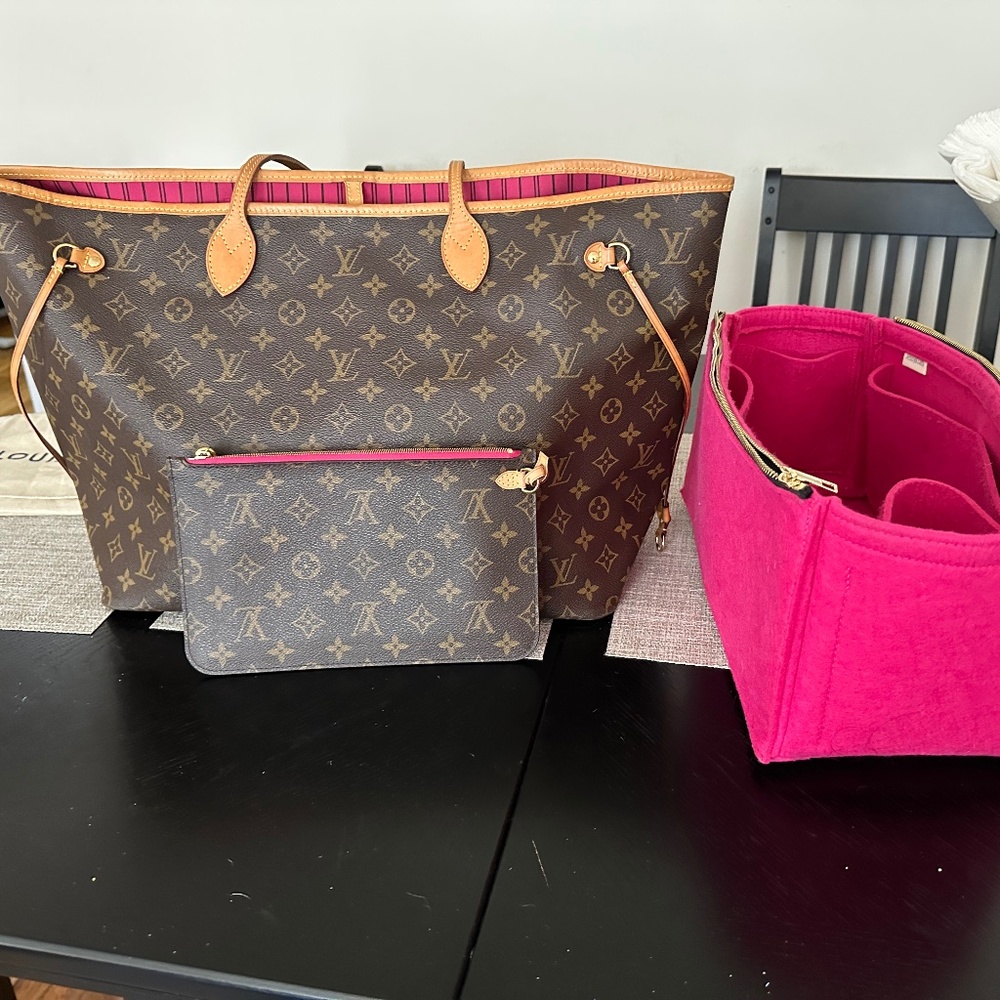 Authentic Louis Vuitton Neverfull GM
